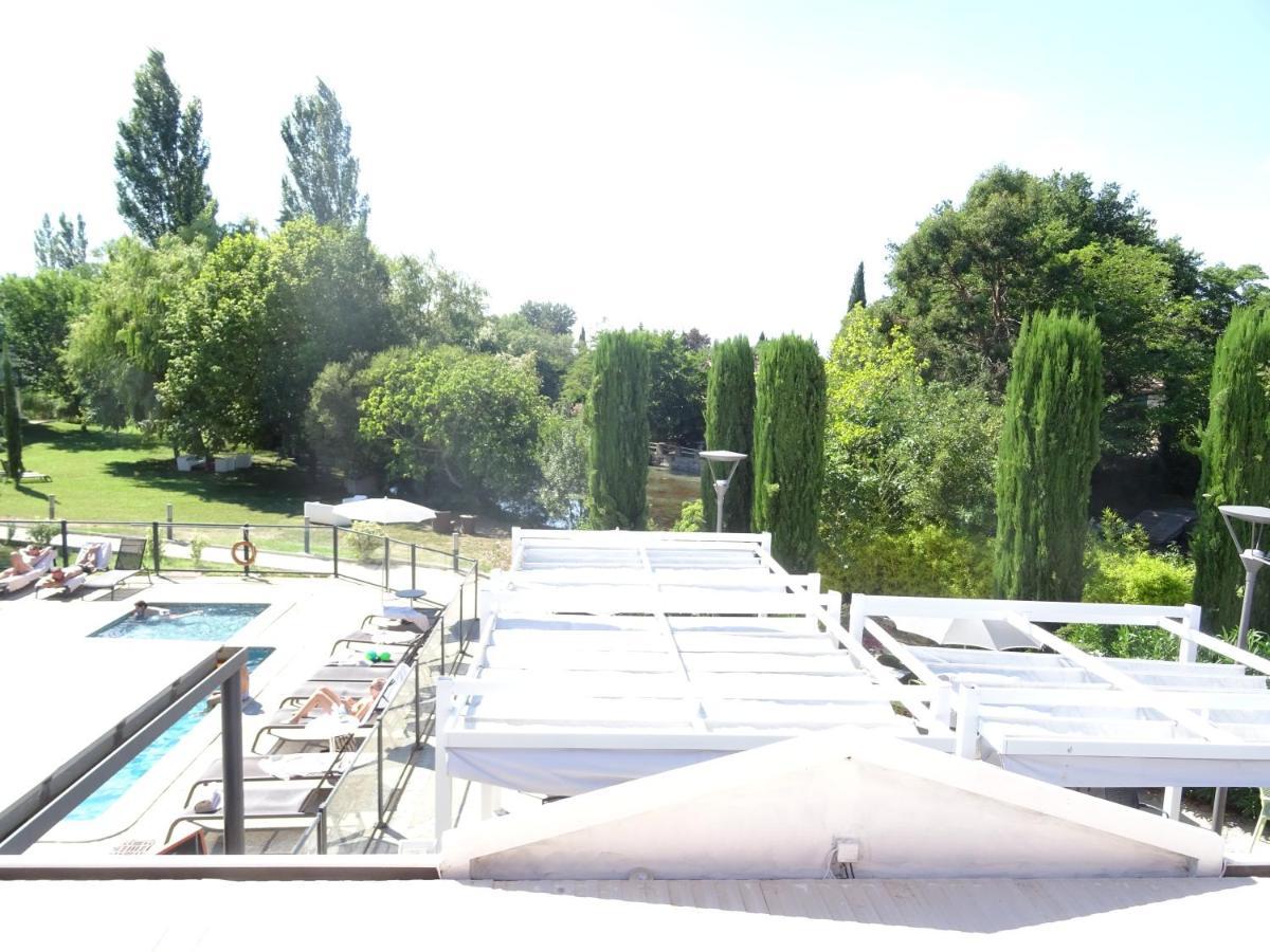 Sowell Hotels Domaine De La Petite Isle Л'Іль-сюр-ла-Сорг Екстер'єр фото